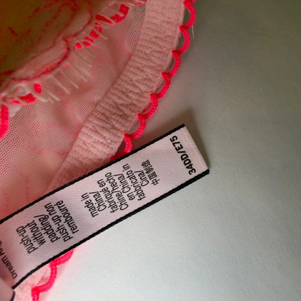 Victorias Secret Dream Angels Pink Floral Lace Bra 34DD Cheekini Set M